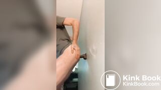 CLEANING OFF A SHITTY DOMINANT BOTTOMS DILDO