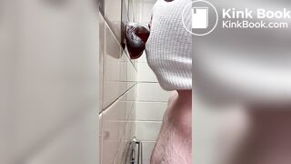 CLEANING OFF A SHITTY DOMINANT BOTTOMS DILDO