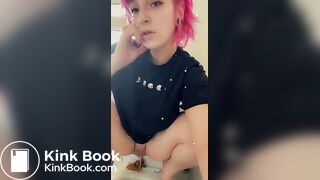 3 Part Pooping GF