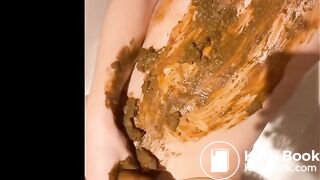twink scat piss smear bathtub