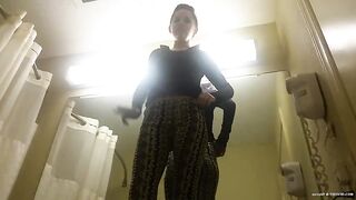 Foxyj Shits Off Countertop