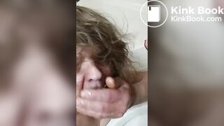 Scat_slut hungry for shit t and thirsty for urine