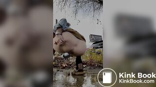 Girls pooping outdoor