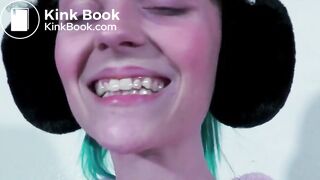 Mar1a Anj3l Shit Toothpaste