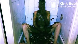 mature guy gets naked & covers himself in shit