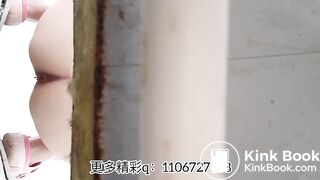 Beautiful women pooping in the toilet 22