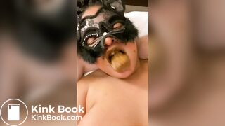 ebony scat