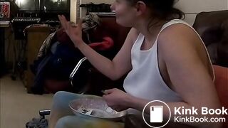 Lynn Tells Me How She Fakes Shitting In Your Mouth