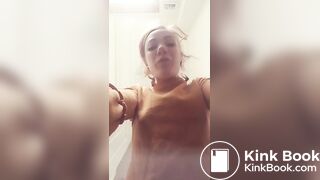 Tasting game with big sister