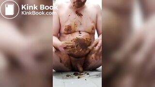 Piggy me, eating an apple