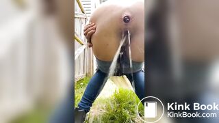 Girls pooping outdoor