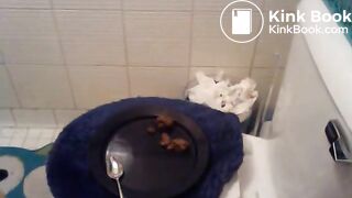 Her Daughter's Shit for feeding : preparation