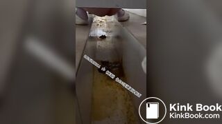 Beautiful women pooping in the toilet 22