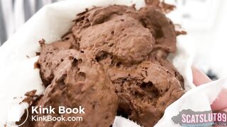 Free clip: Big Ass & Hanging Balls Scat Clip