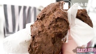 Free clip: Big Ass & Hanging Balls Scat Clip