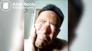 Let it reak to the world????????????