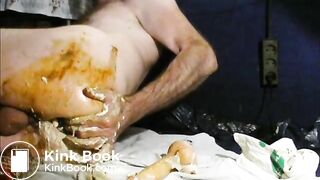 Singlemann hat Sahnedurchfall und weiht den neuen