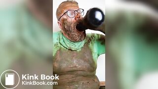 Dirty dildo sucking & shit smearing