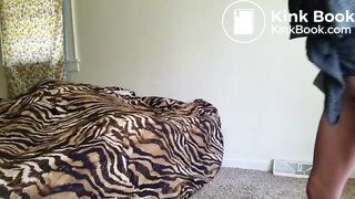 Foxyj-You Wanna See Me Take a Hot Shit?
