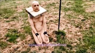 VOST engl - Training for the walk in the garden with this naked and chaste inferior.