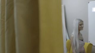 Eva Elfie пришла к репетитору, чтобы подтянуть ЕГЭ по математике