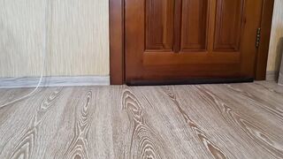 Midget jerks off his dick very fast and cums before the dick gets hard!