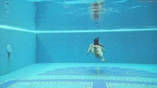 Villa swimming pool naked experience with Sazan