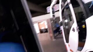Latina Caliente Se Deja Masturbar En La Terminal De Transporte Por Un Desconocido ????Casi Nos Pillan