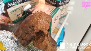 Kitty skatt big shit in his fridge to surprise him