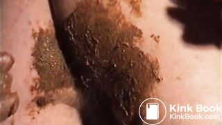 Scat - ShowOffPantyPoop