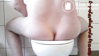 Kackewürste rausdrücken