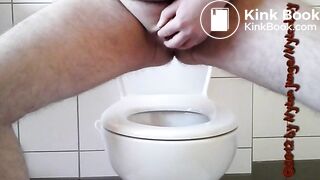 Kackewürste rausdrücken