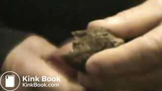 interuted eating beautifull girl poop