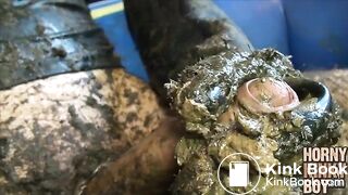 Messy Rubber Boat Slurry Cruise