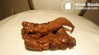 Shitting medium sized logs