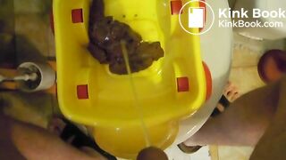 Piss into toy potty