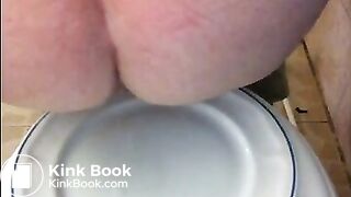 Eating Shit From a Plate