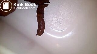 Hot canadian man taking a shit