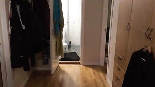 Take off my shitty diaper!