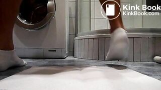 Scheissen in String Tanga