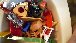 Generic playset pissed