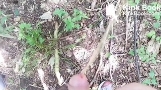 Teen piss in the wood
