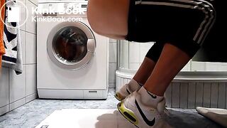 Sportboy scheisst dünnschiss