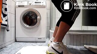 Sportboy scheisst dünnschiss