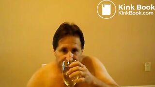 Tom Pearl Eats His Own Shit