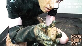 Scat Session in Heavy Rubber Gear