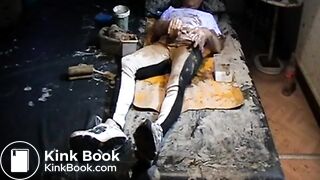 Scat Quicky, solo and fully clothed