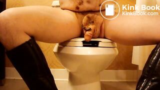 shitting 06