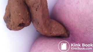 In die Badewanne gekackt