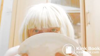 I want you to eat my scat